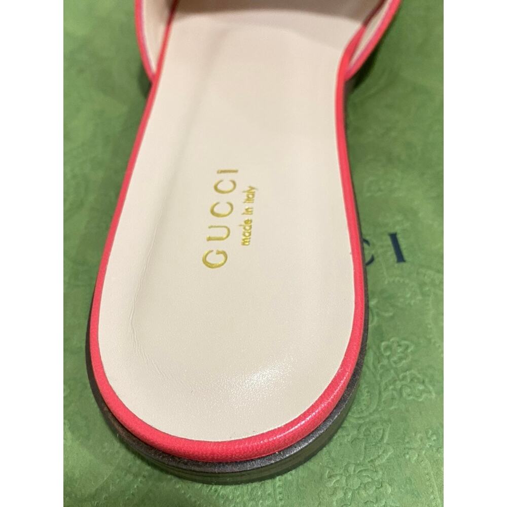 Gucci Cara Slide Sandal In Runway Coral 38 Leather Gold Letter Logo - Picture 5 of 7